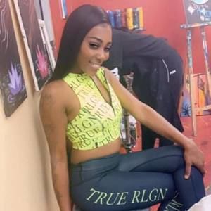 Meet your Posher, Ishavette